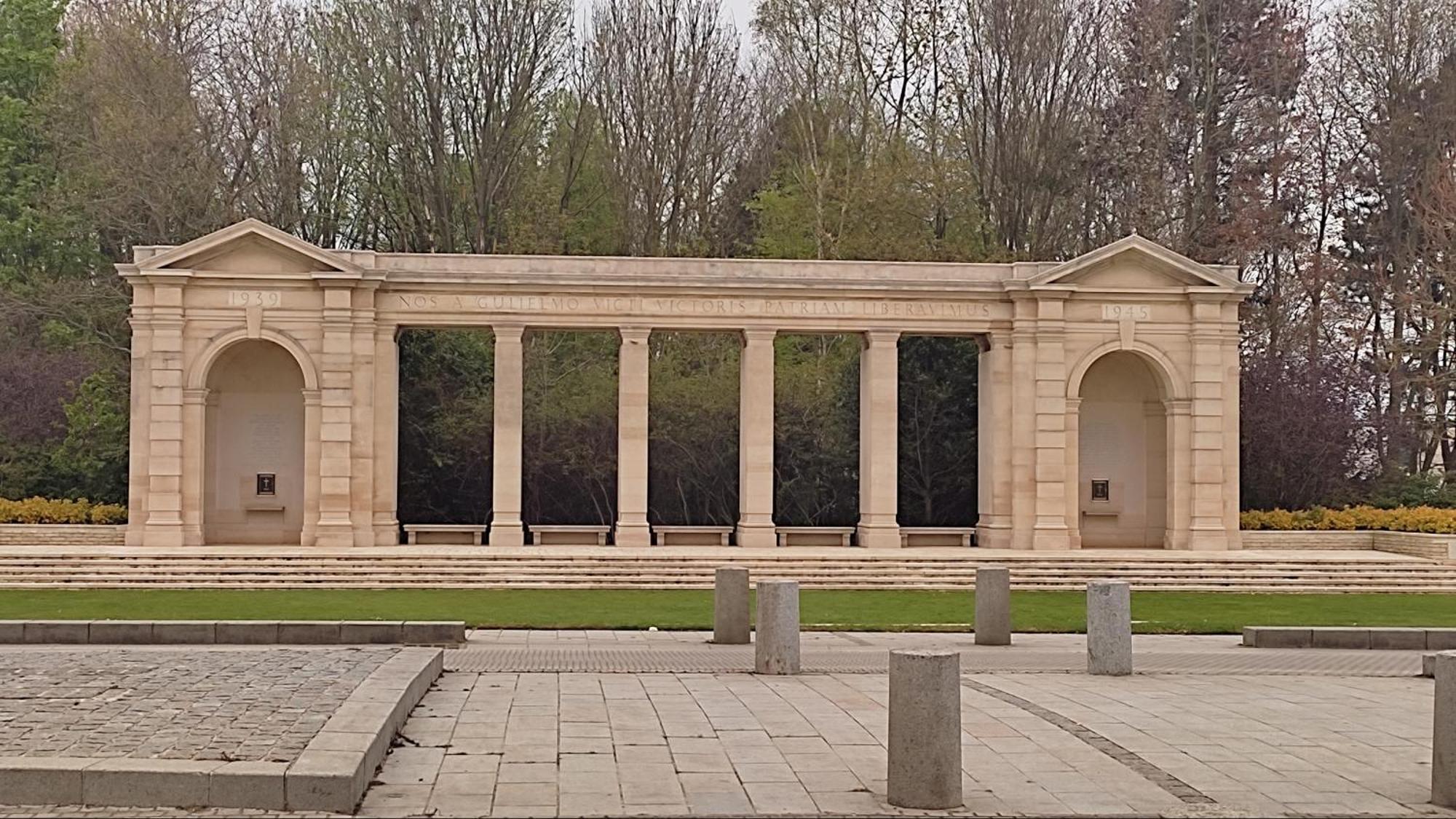 Pause Bayeux Exterior foto